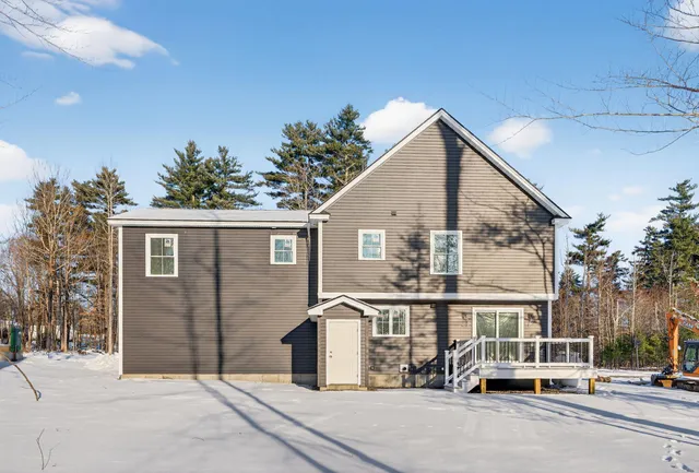 $799,000 | 17 Lochwood Drive, Gorham, ME 04038