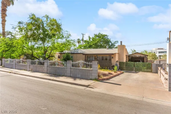 $375,000 | 50 East Victory Road, Henderson, NV 89015