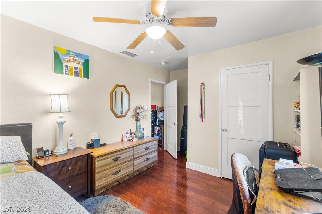 50 East Victory Road Henderson, NV 89015 - Photo 39 of 52