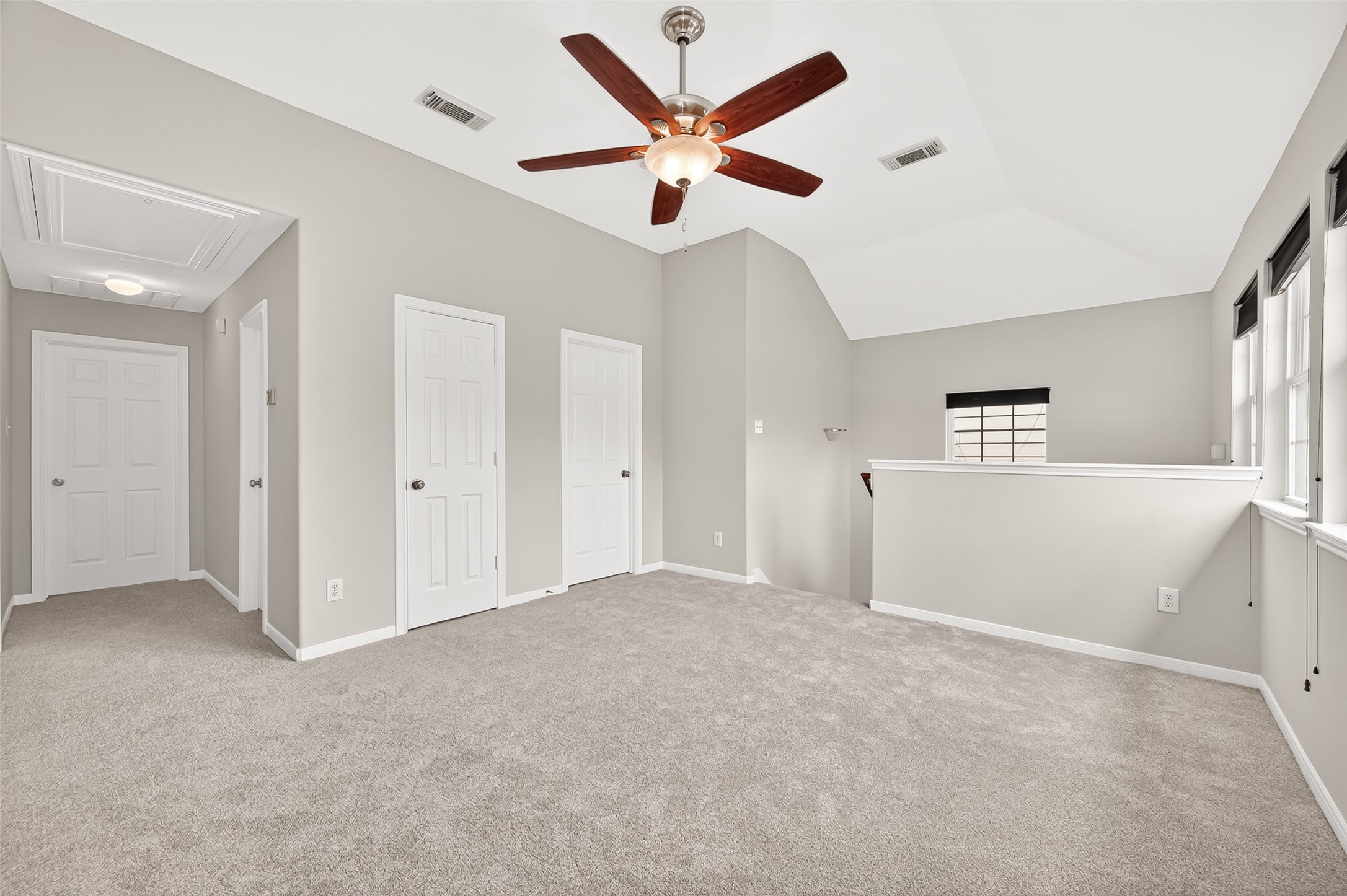 2415 Lacyberry Street Houston, TX 77080 - Photo 24 of 50 wooden floor in an empty room
