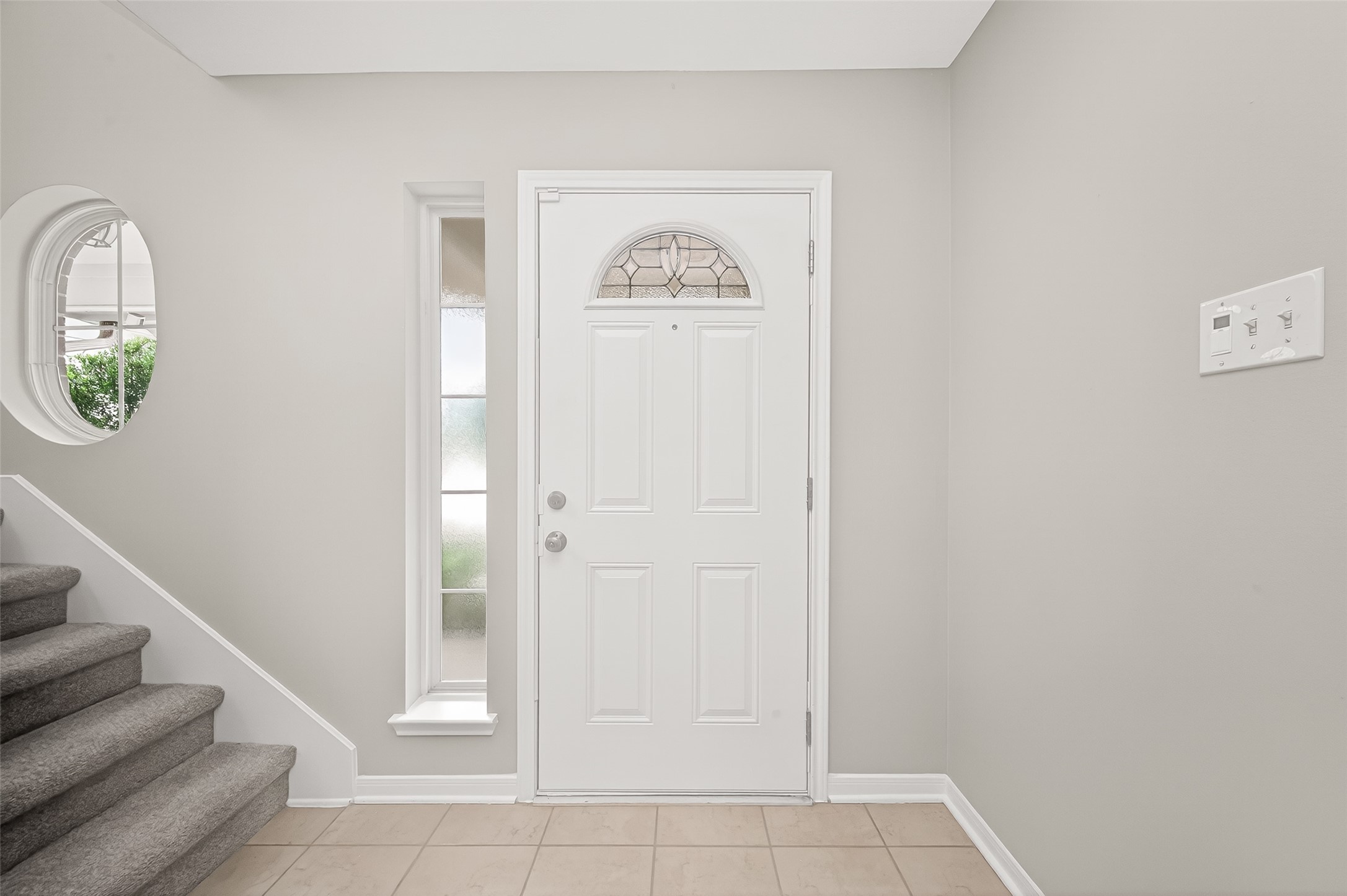 2415 Lacyberry Street Houston, TX 77080 - Photo 5 of 50 a view of an entryway with wooden floor