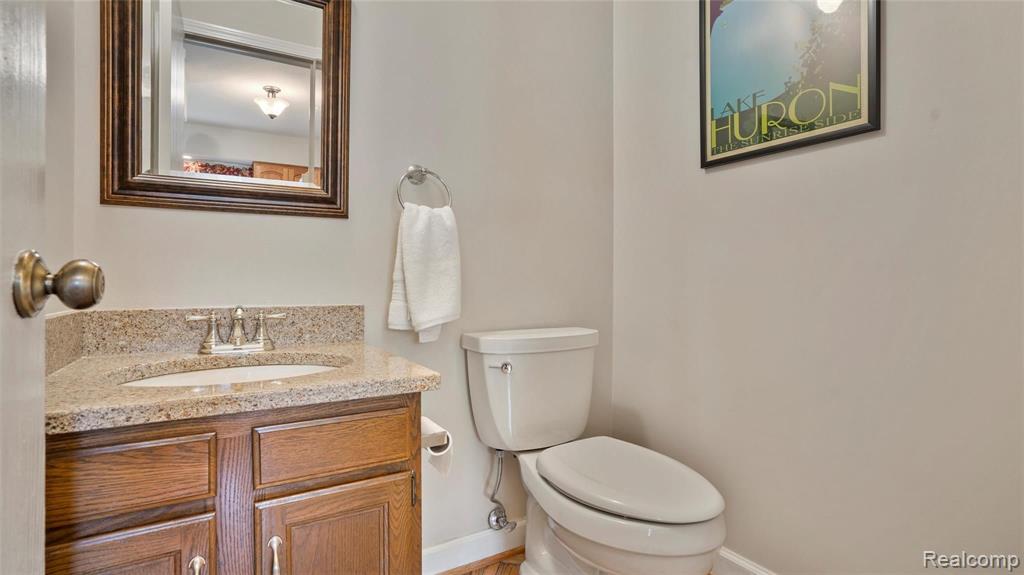 815 Dickson Lane Rochester Hills, MI 48307 - Photo 25 of 32