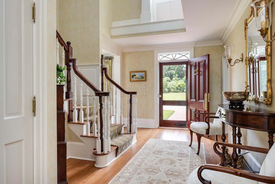 56 Rendezvous Lane Barnstable, MA 02630 - Photo 22 of 38 a living room with furniture and a window