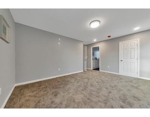 93 Penacook Street Springfield, MA 01104 - Photo 18 of 27