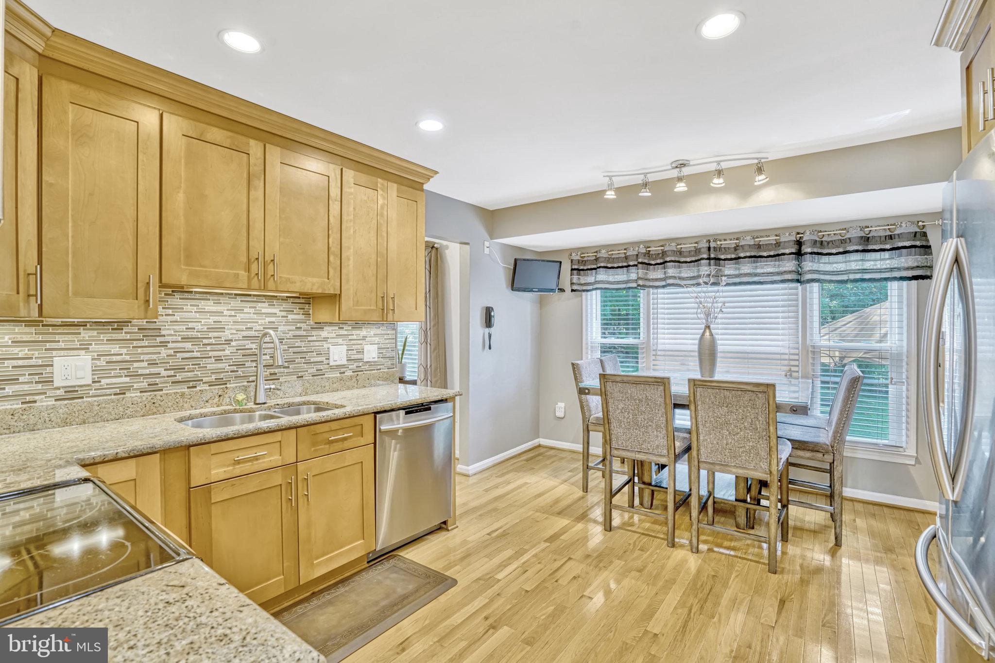 7596 Seabrook Lane Springfield, VA 22153 - Photo 12 of 69