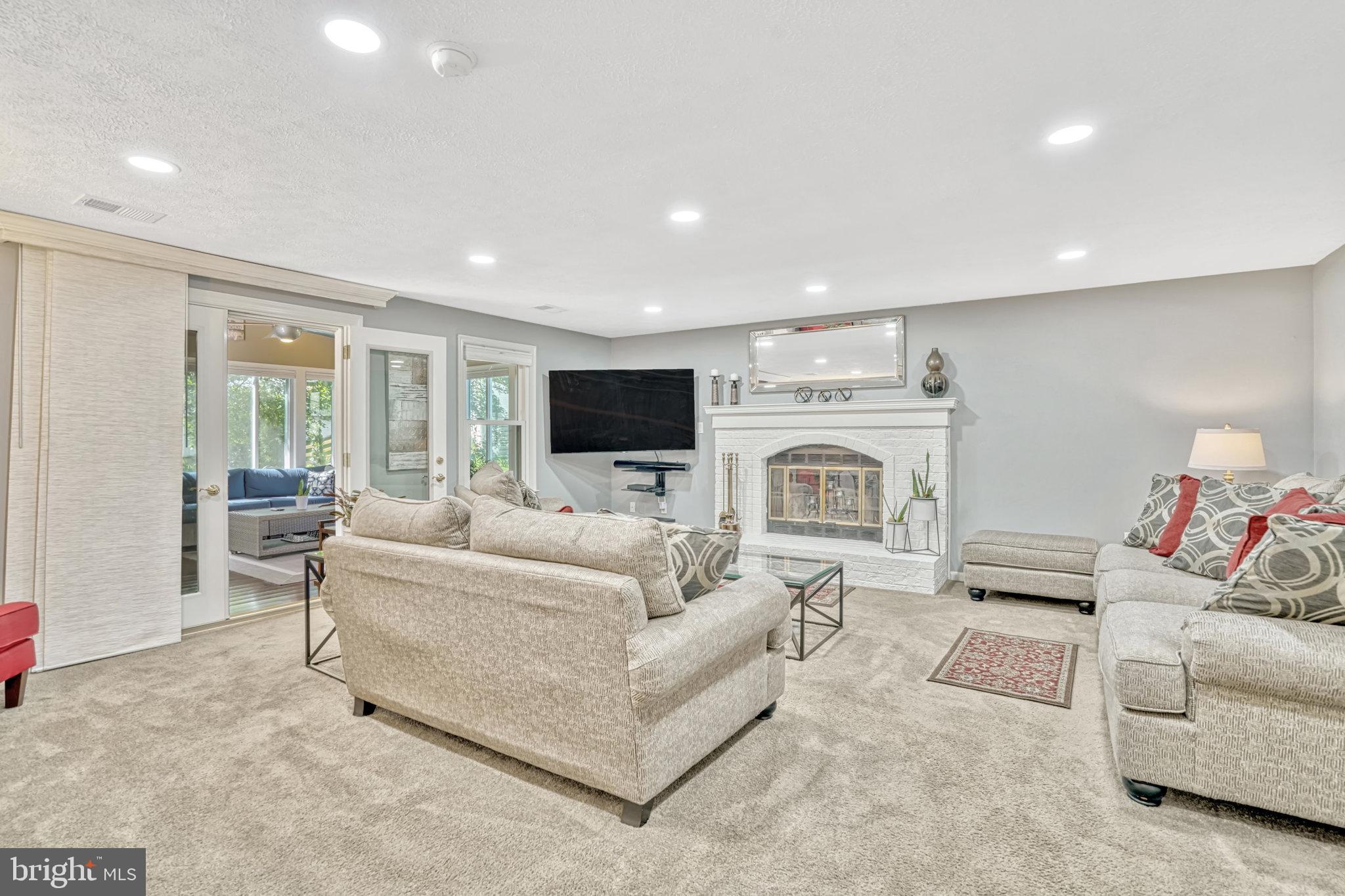 7596 Seabrook Lane Springfield, VA 22153 - Photo 23 of 69