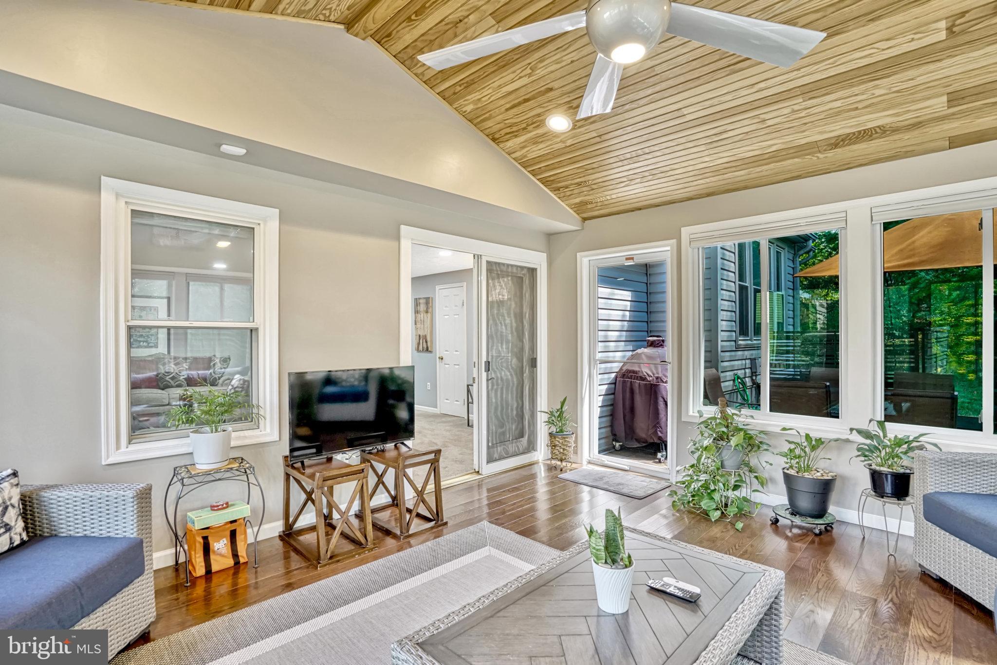 7596 Seabrook Lane Springfield, VA 22153 - Photo 31 of 69