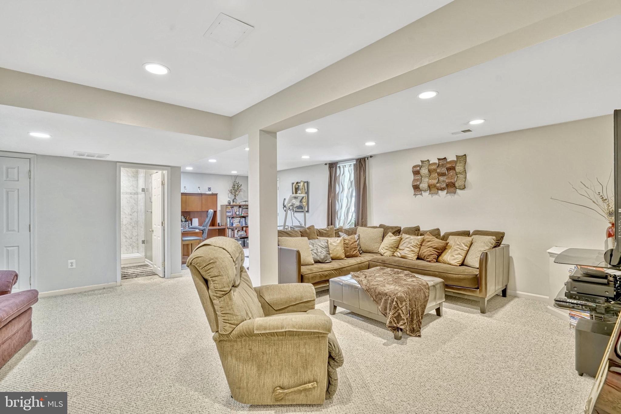 7596 Seabrook Lane Springfield, VA 22153 - Photo 35 of 69