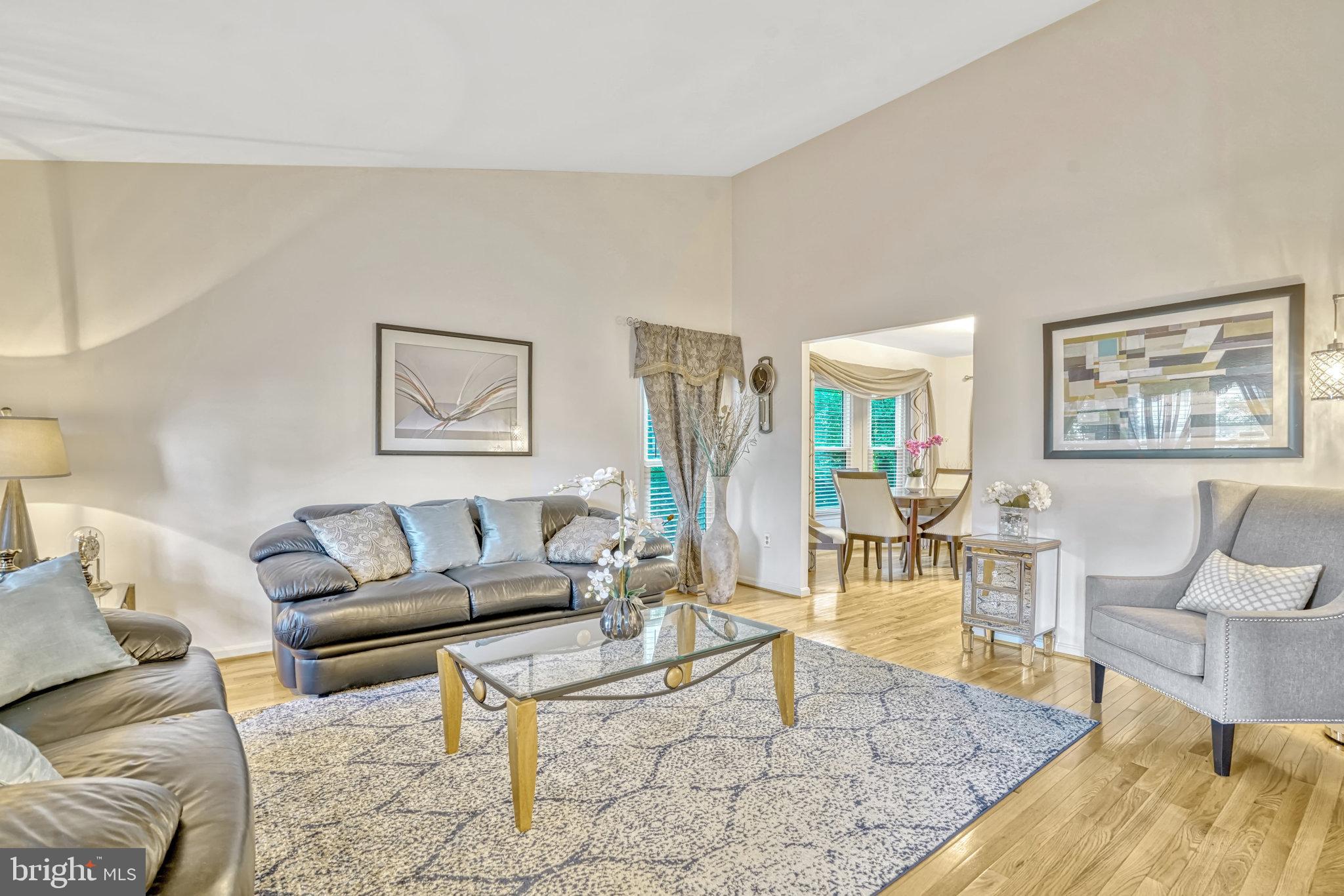 7596 Seabrook Lane Springfield, VA 22153 - Photo 4 of 69