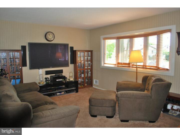 3 Claude Road Hamilton, NJ 08620 - Photo 2 of 12