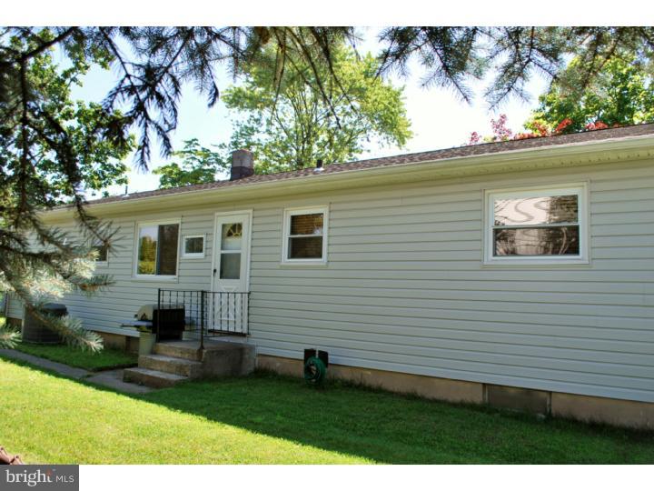 3 Claude Road Hamilton, NJ 08620 - Photo 10 of 12