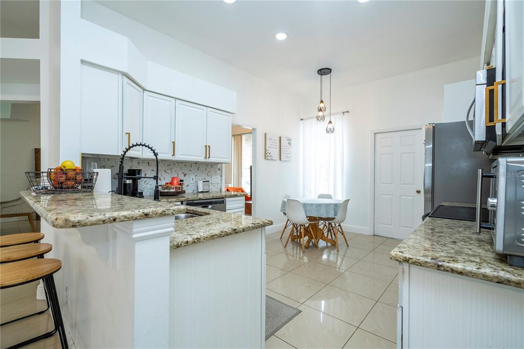 2547 Raccoon Run Lane Orlando, FL 32837 - Photo 12 of 29