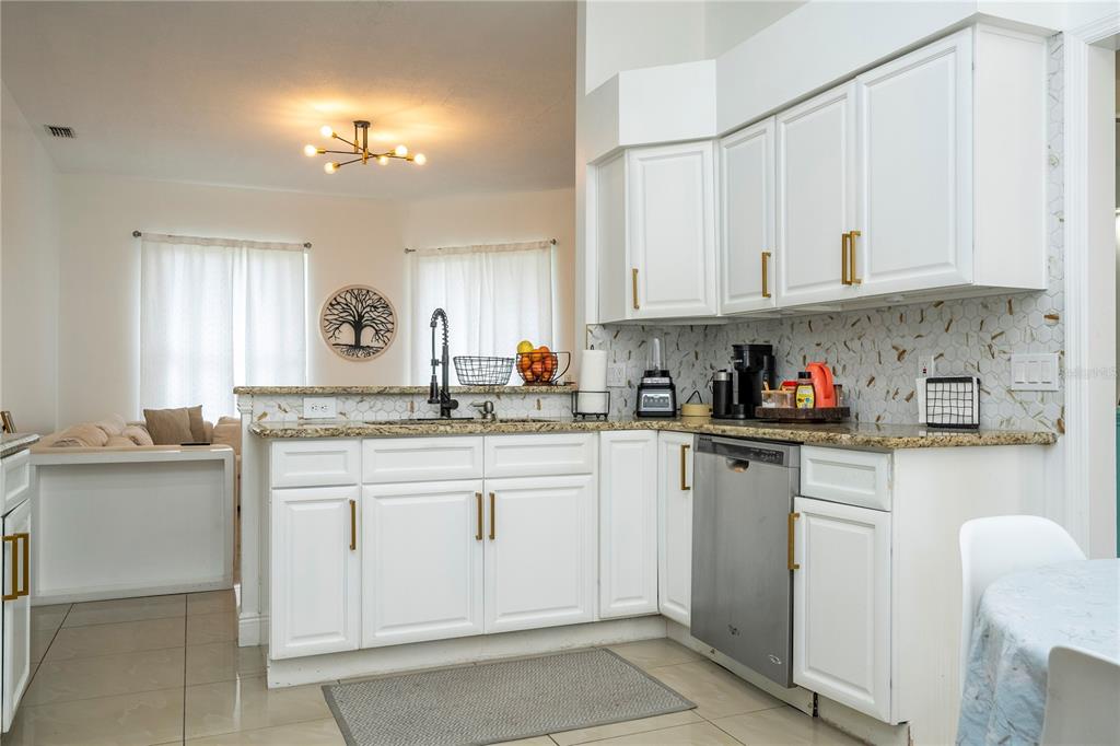 2547 Raccoon Run Lane Orlando, FL 32837 - Photo 15 of 29