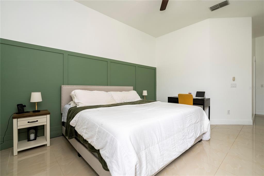 2547 Raccoon Run Lane Orlando, FL 32837 - Photo 16 of 29