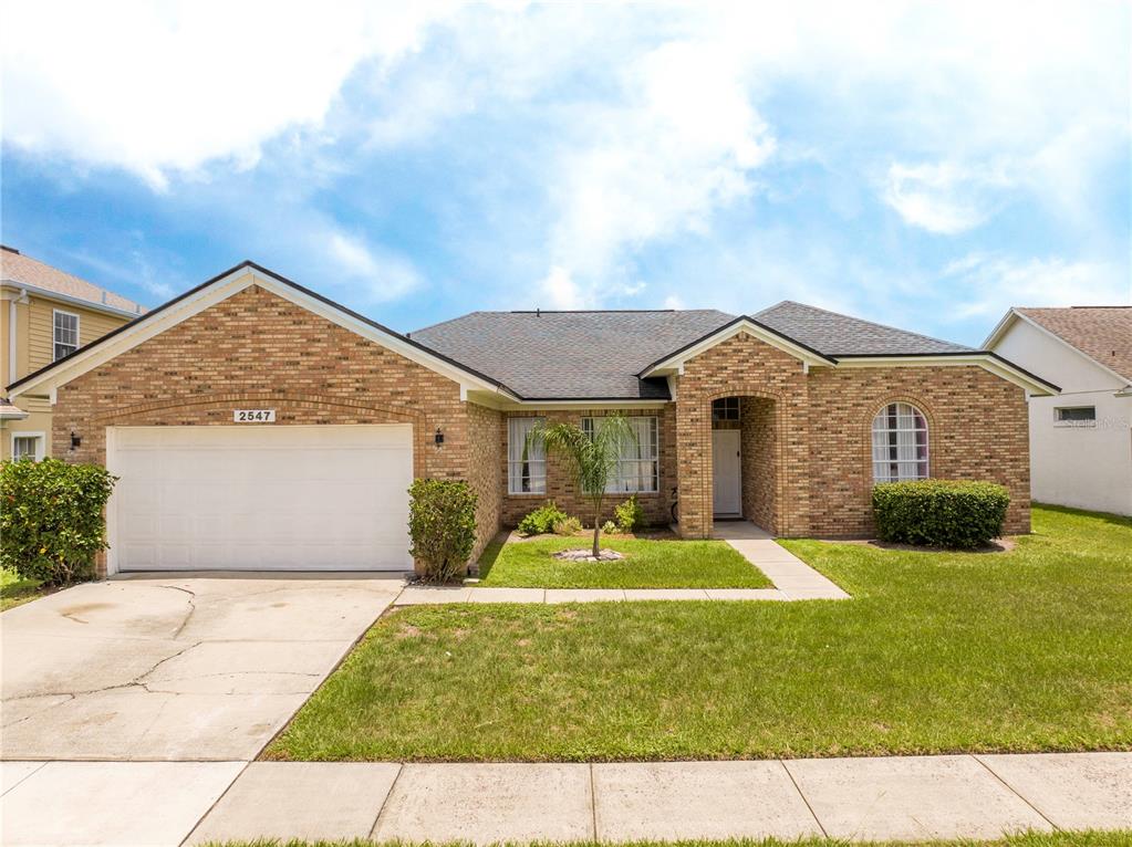 2547 Raccoon Run Lane Orlando, FL 32837 - Photo 3 of 29