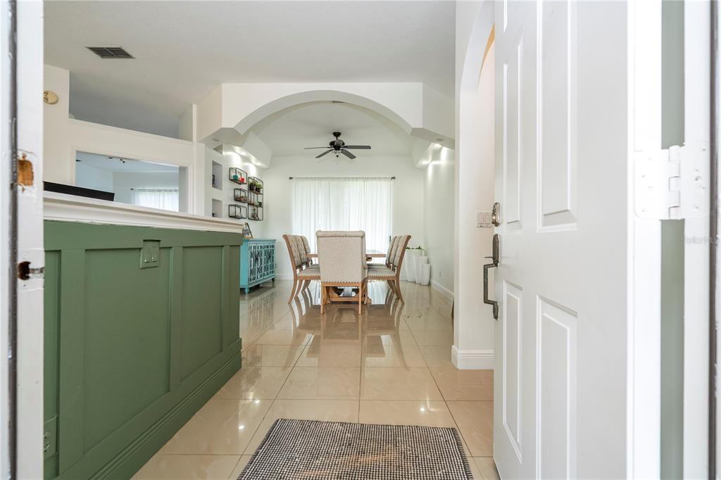 2547 Raccoon Run Lane Orlando, FL 32837 - Photo 8 of 29