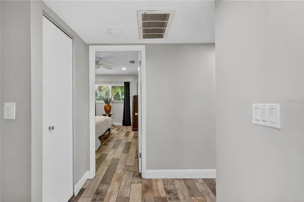 $999,900 | 1884 Southpointe Drive, Sarasota, FL 34231