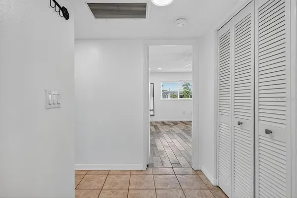 $999,900 | 1884 Southpointe Drive, Sarasota, FL 34231