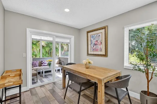 $999,900 | 1884 Southpointe Drive, Sarasota, FL 34231