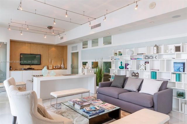 $1,200,000 | 200 Sunny Isles Boulevard, Unit 2TS2, Sunny Isles Beach, FL 33160