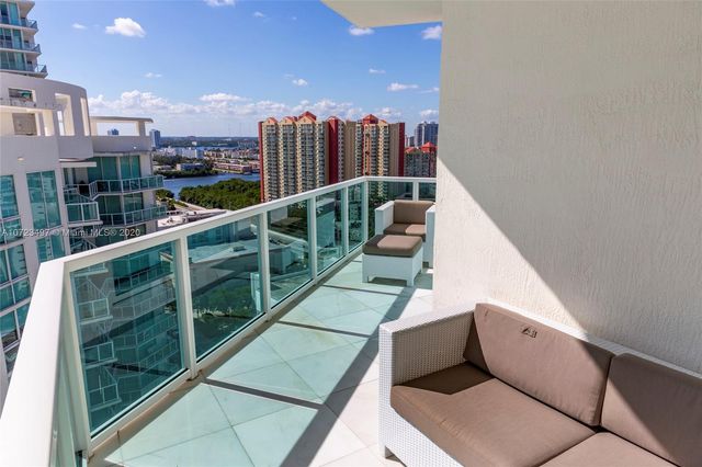 $1,200,000 | 200 Sunny Isles Boulevard, Unit 2TS2, Sunny Isles Beach, FL 33160