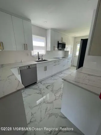$2,600 | 1202 Thomas Avenue, Asbury Park, NJ 07712