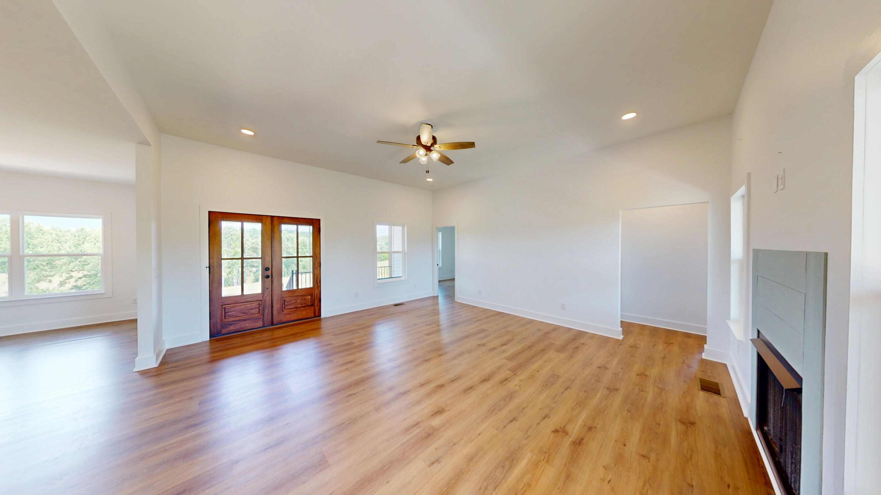 325 Henderson Road Evensville, TN 37332 - Photo 5 of 35 5-Living Room 1