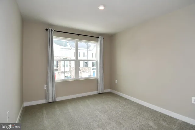 $499,990 | 4512 Briarhaven Drive, Fredericksburg, VA 22408