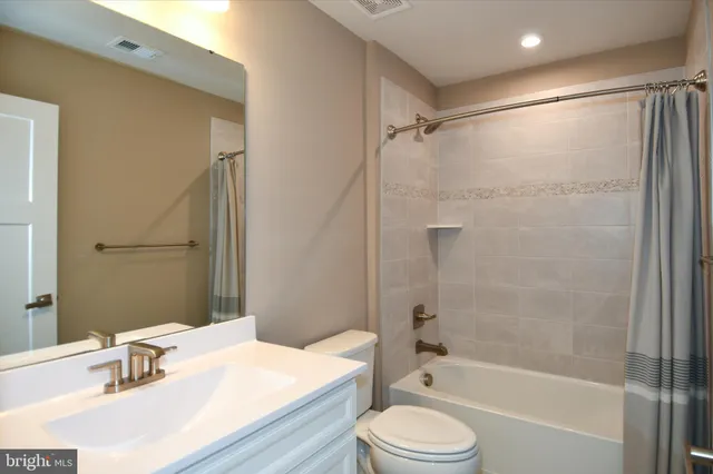 $499,990 | 4512 Briarhaven Drive, Fredericksburg, VA 22408