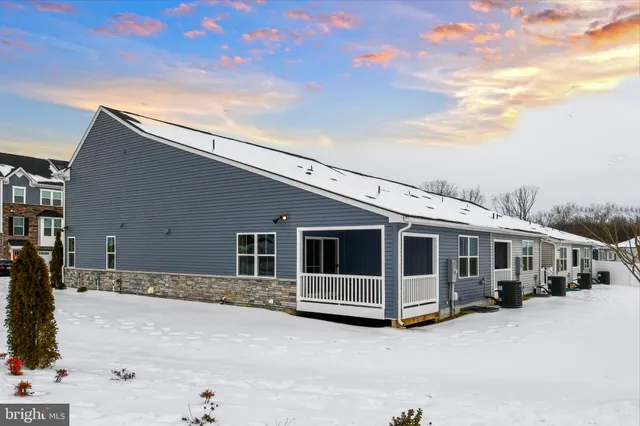 $499,990 | 4512 Briarhaven Drive, Fredericksburg, VA 22408