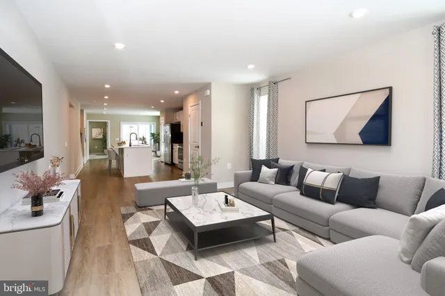 $499,990 | 4512 Briarhaven Drive, Fredericksburg, VA 22408