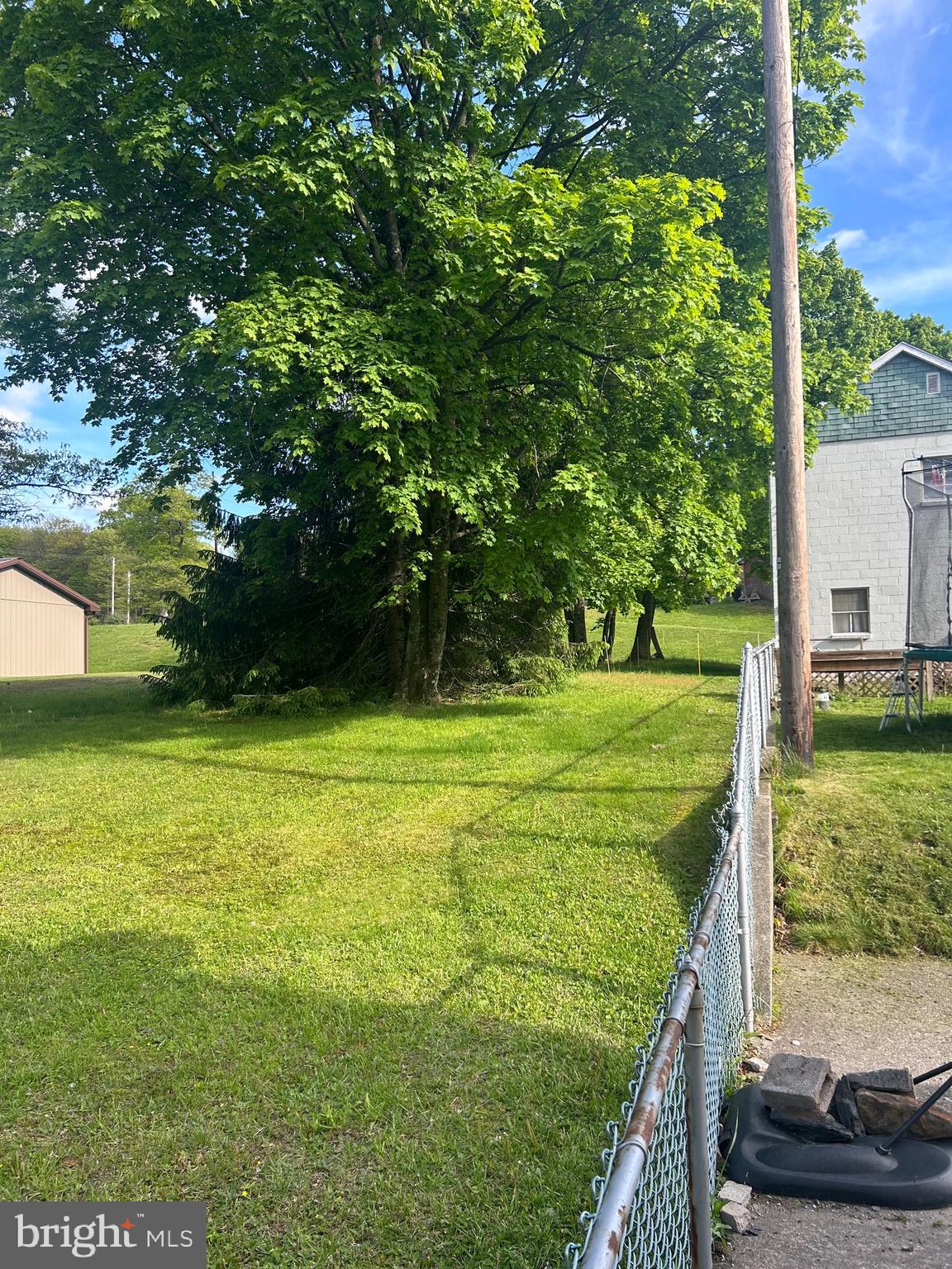 221 Main Street Tremont, PA 17981 - Photo 8 of 34