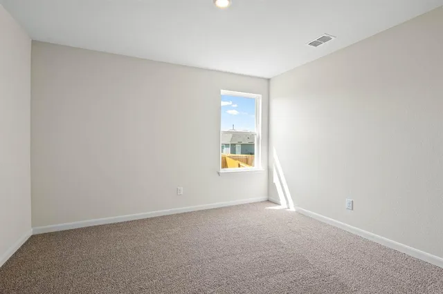 $333,900 | 8405 Fort Benton Drive, Ponder, TX 76259