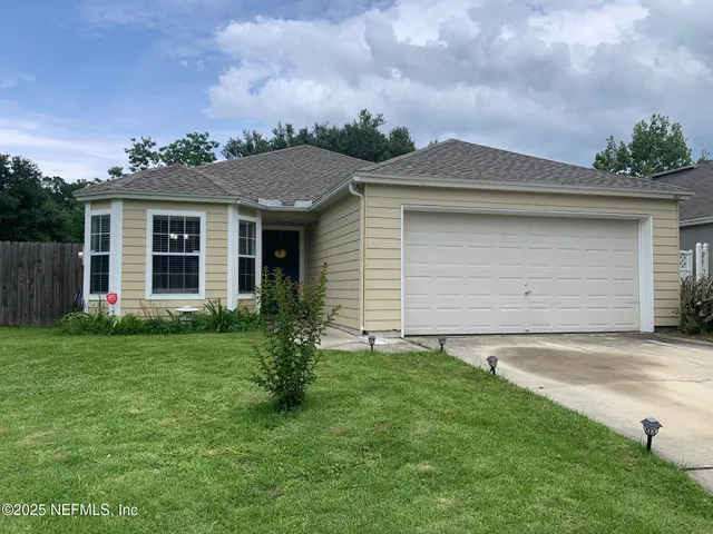 $1,800 | 1613 Teaberry Drive, Middleburg, FL 32068