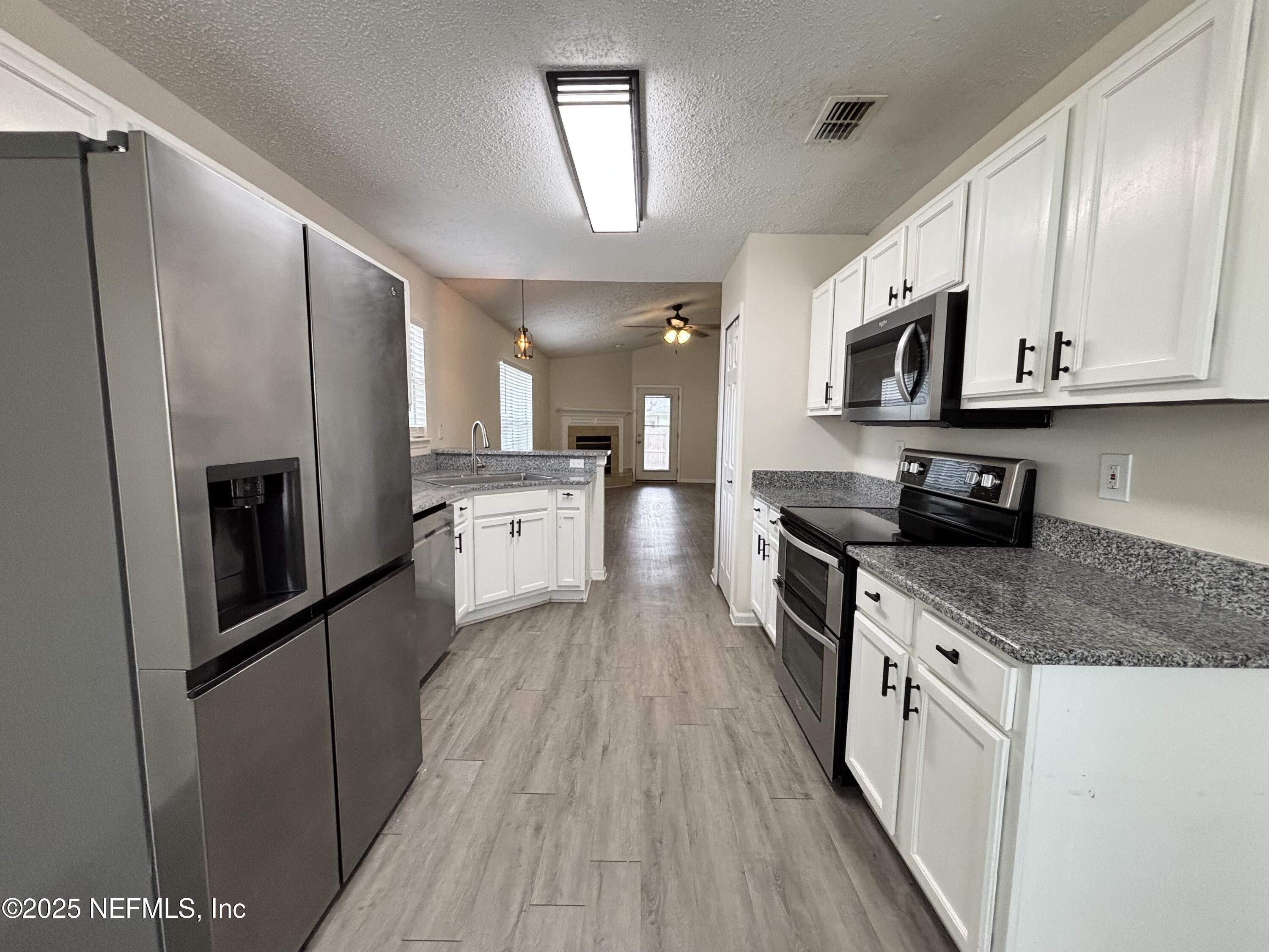 1613 Teaberry Drive Middleburg, FL 32068 - Photo 5 of 13 IMG_0595