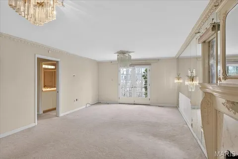 $760,000 | 27 Meadowbrook Country Club Estate, Ballwin, MO 63011