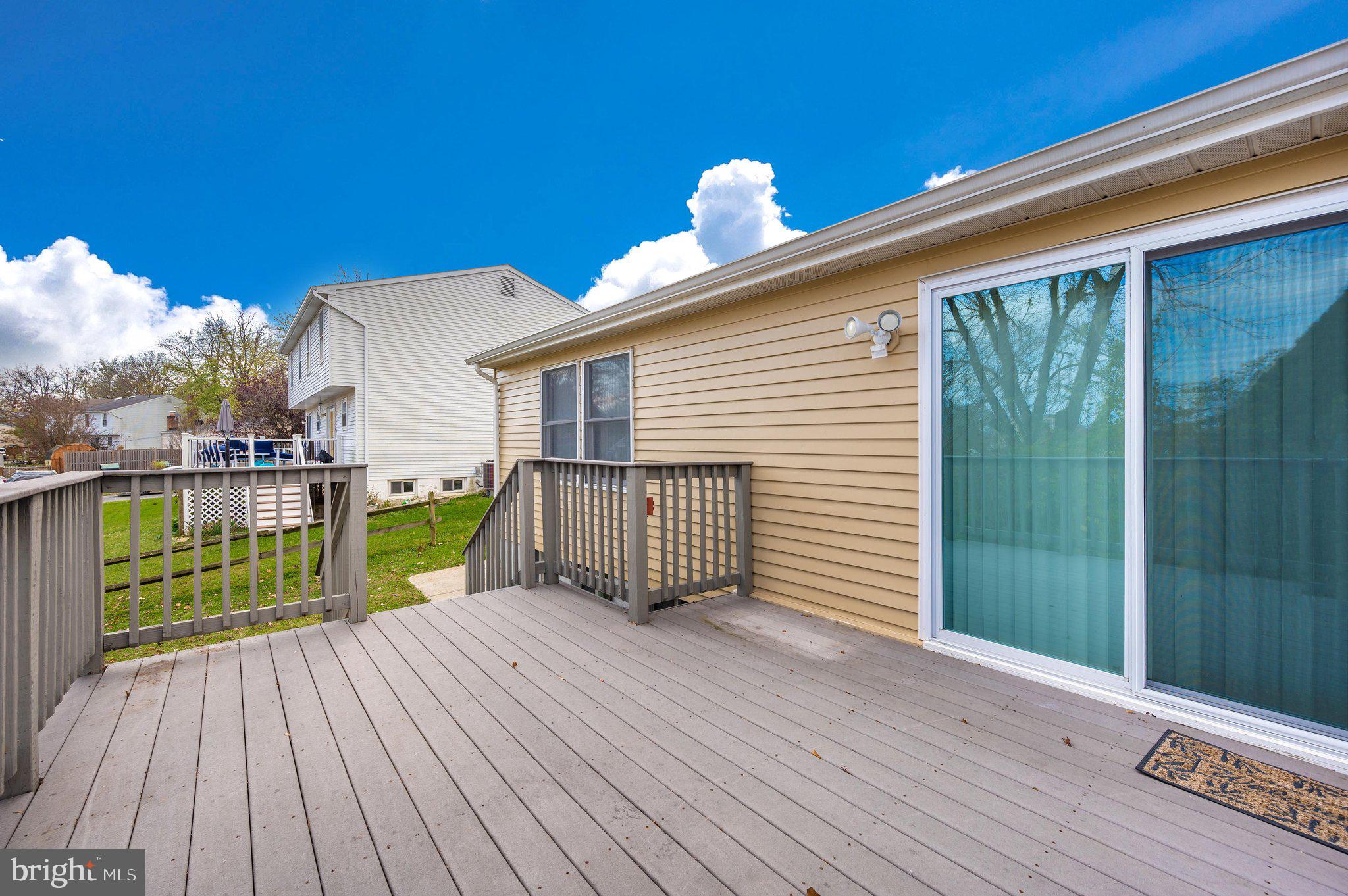 435 Heather Ridge Drive Frederick, MD 21702 - Photo 38 of 41 Deck