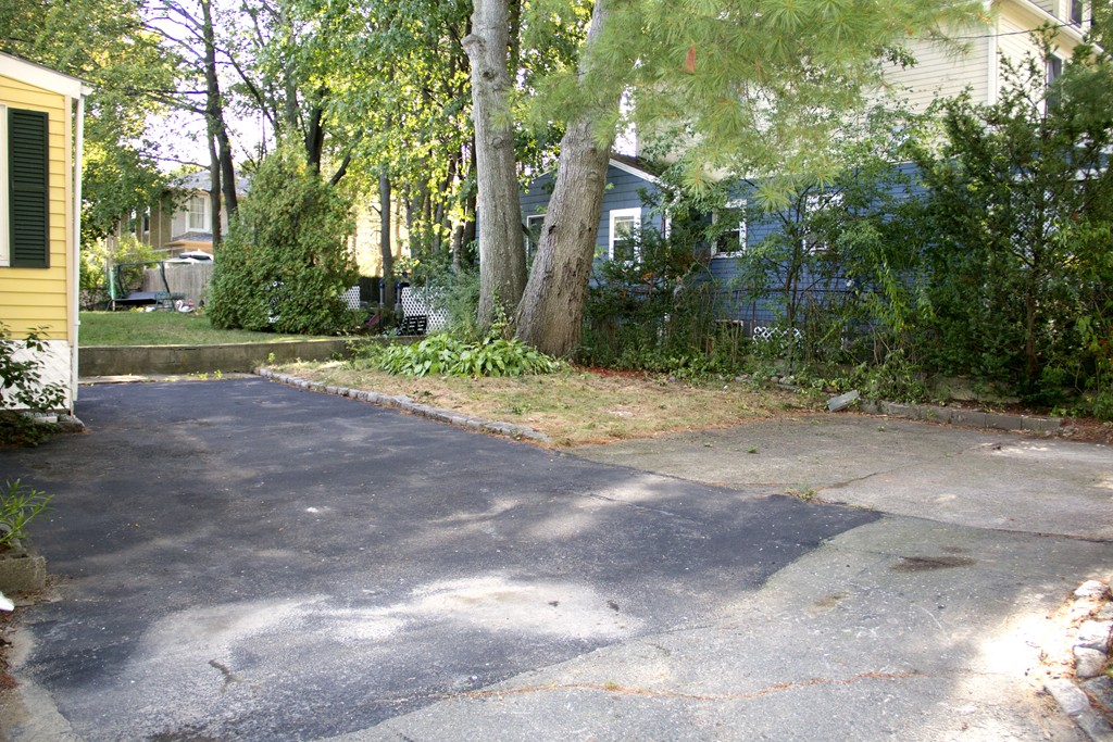 30 Schiller Road Boston, MA 02132 - Photo 4 of 21 Gallery Image 4