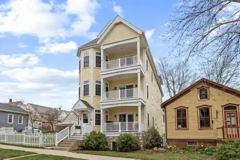 $1,445,000 | 224 East Lloyd Street, Milwaukee, WI 53212