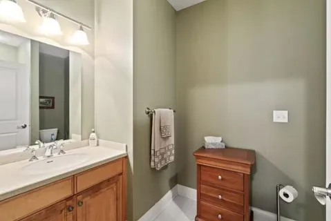 $1,445,000 | 224 East Lloyd Street, Milwaukee, WI 53212