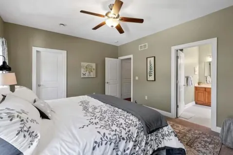 $1,445,000 | 224 East Lloyd Street, Milwaukee, WI 53212