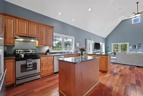 $1,445,000 | 224 East Lloyd Street, Milwaukee, WI 53212