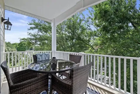 $1,445,000 | 224 East Lloyd Street, Milwaukee, WI 53212