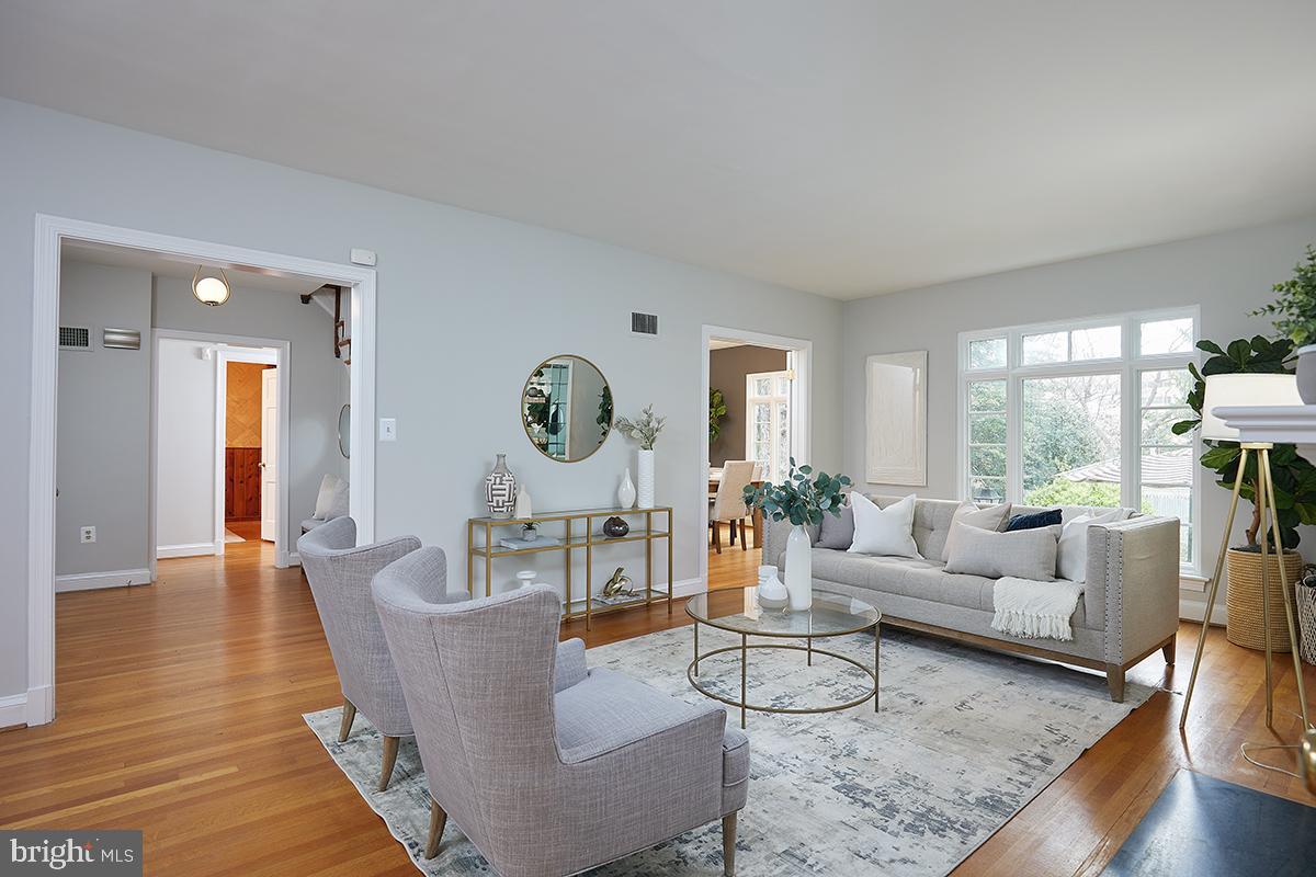 4617 36th Street Northwest Washington, DC 20008 - Photo 12 of 57