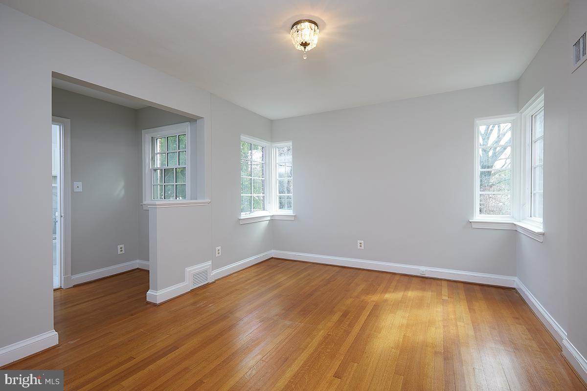 4617 36th Street Northwest Washington, DC 20008 - Photo 31 of 57