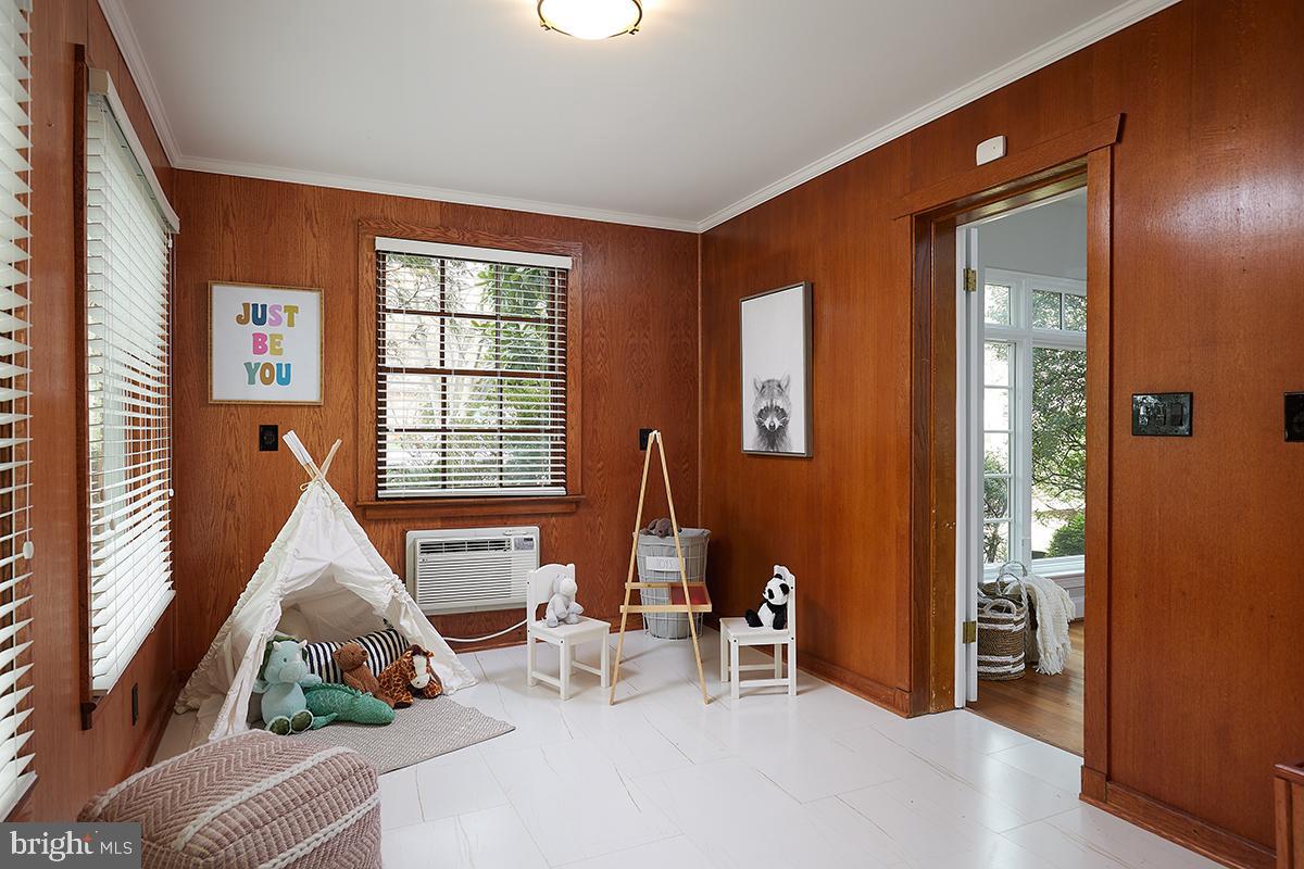 4617 36th Street Northwest Washington, DC 20008 - Photo 8 of 57