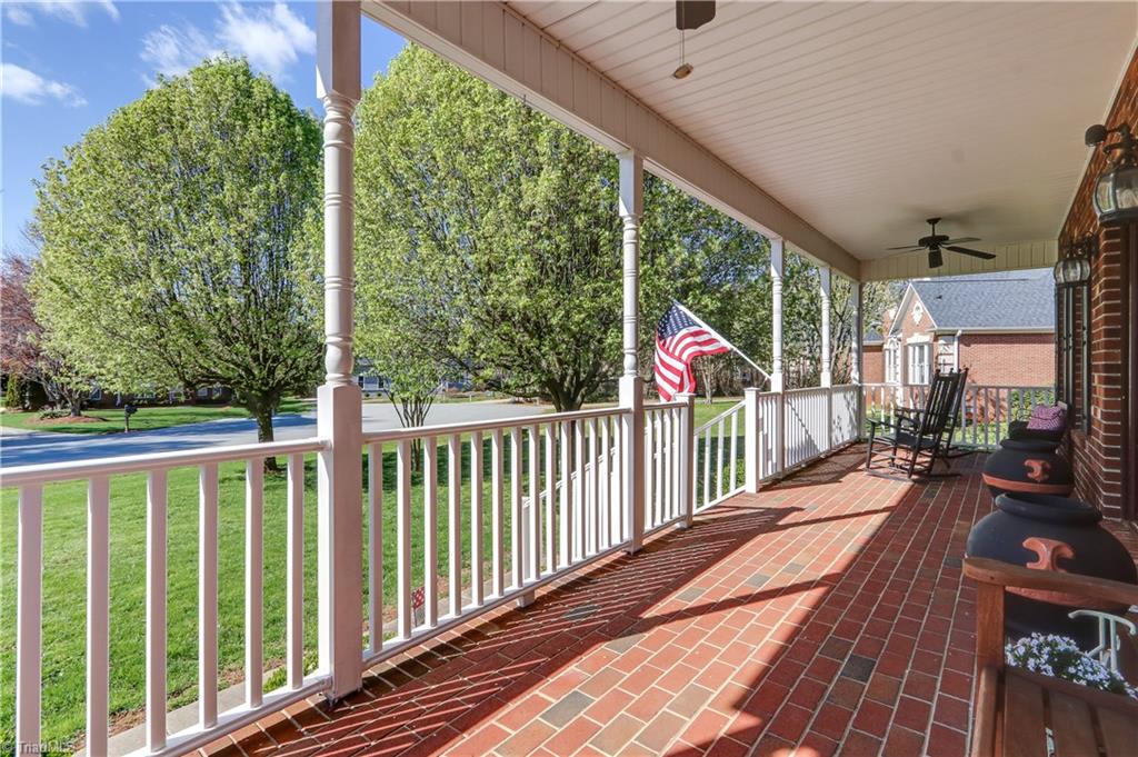 2812 Norwell Court Oak Ridge, NC 27310 - Photo 2 of 29