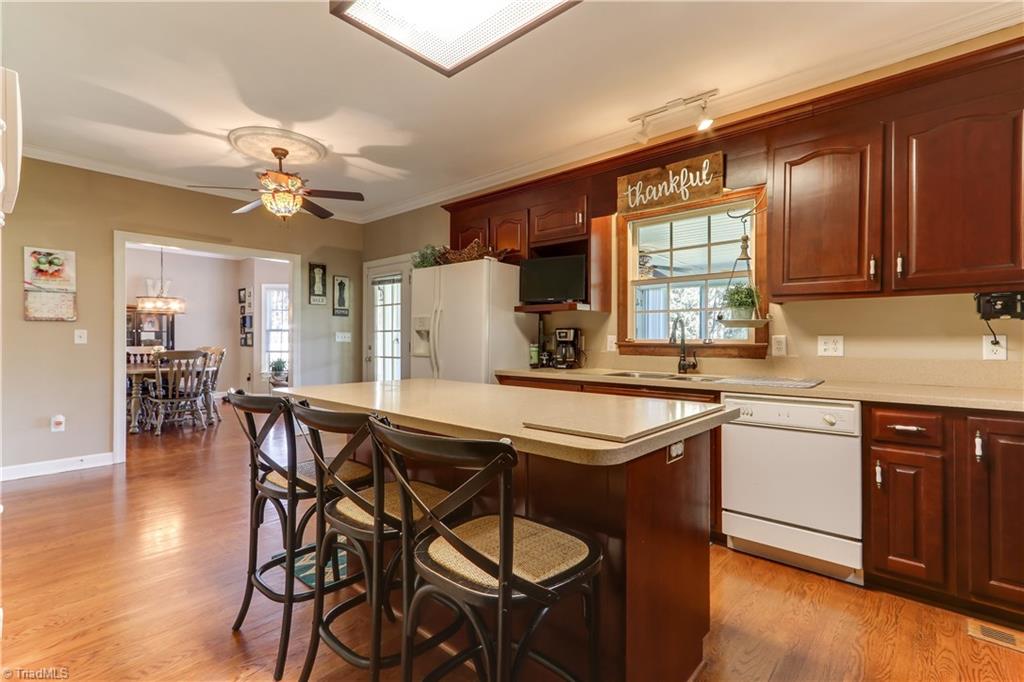 2812 Norwell Court Oak Ridge, NC 27310 - Photo 12 of 29