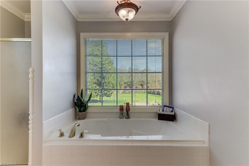 2812 Norwell Court Oak Ridge, NC 27310 - Photo 20 of 29