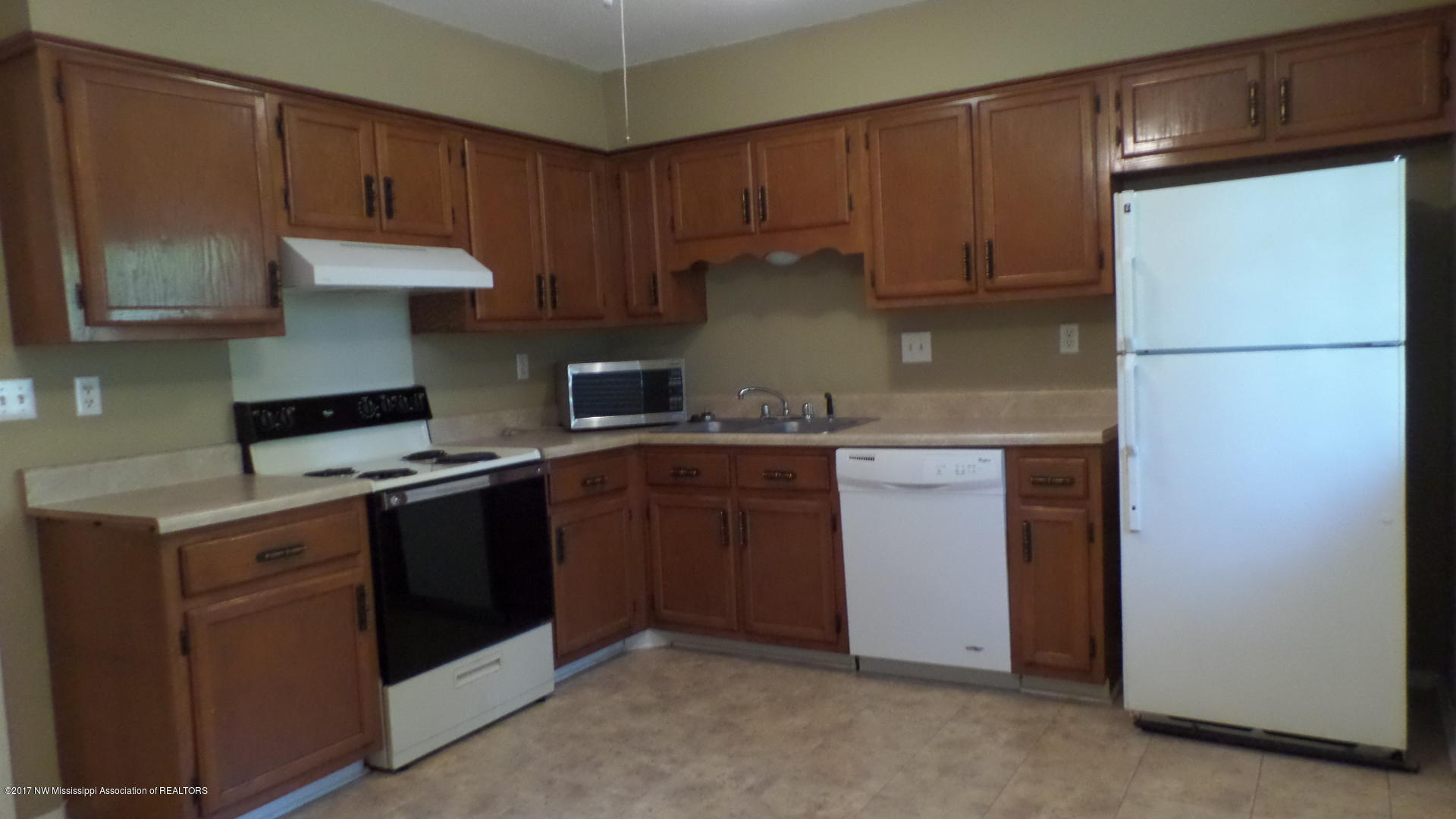 6305 Walnut Grove Road Horn Lake, MS 38637 - Photo 4 of 10 SAM_8778